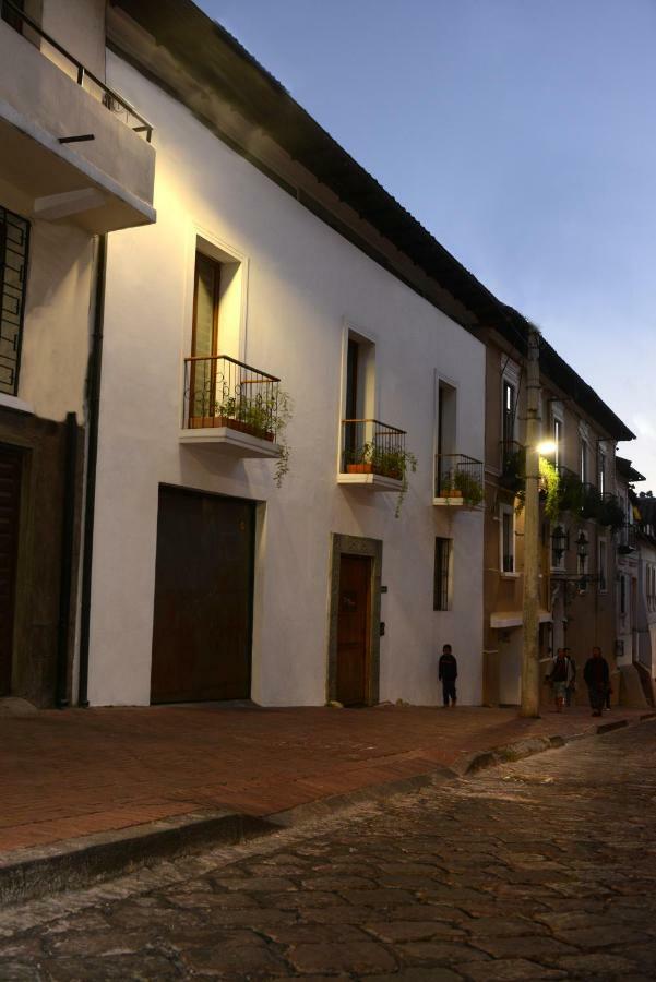 Hotel Casa Gardenia Quito Exterior foto